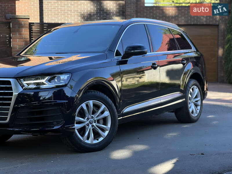 Позашляховик / Кросовер Audi Q7 2017 в Тернополі