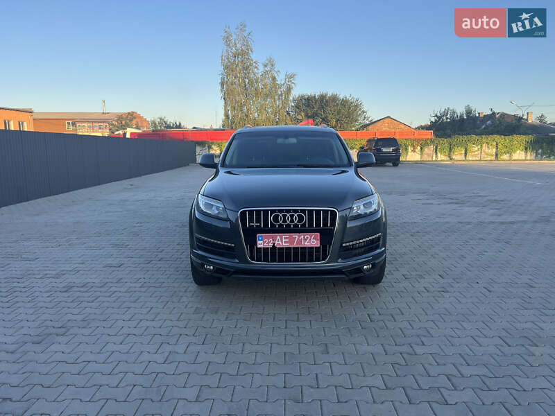 Внедорожник / Кроссовер Audi Q7 2014 в Нововолынске