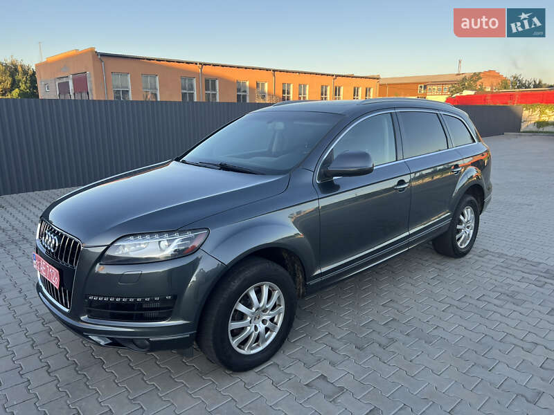 Внедорожник / Кроссовер Audi Q7 2014 в Нововолынске
