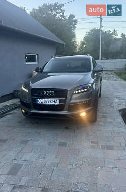 Позашляховик / Кросовер Audi Q7 2013 в 