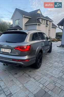 Позашляховик / Кросовер Audi Q7 2013 в 