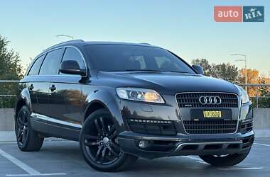 Внедорожник / Кроссовер Audi Q7 2006 в 