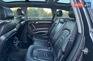 Внедорожник / Кроссовер Audi Q7 2006 в 