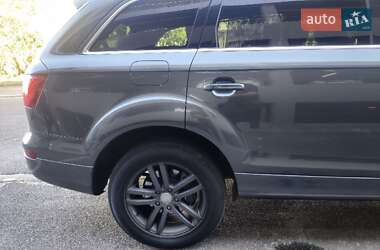 Внедорожник / Кроссовер Audi Q7 2015 в 