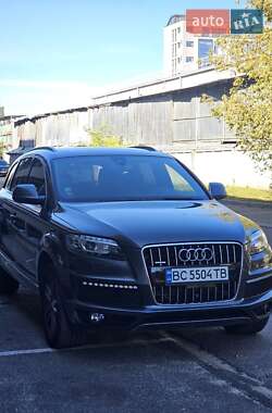 Внедорожник / Кроссовер Audi Q7 2015 в 