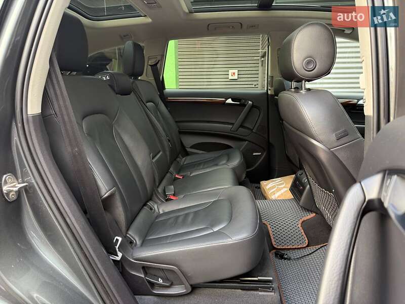 Позашляховик / Кросовер Audi Q7 2014 в Києві