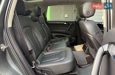 Внедорожник / Кроссовер Audi Q7 2014 в 