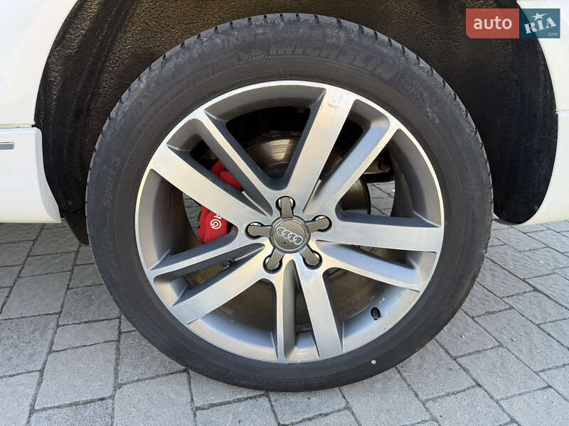 Позашляховик / Кросовер Audi Q7 2011 в Дрогобичі