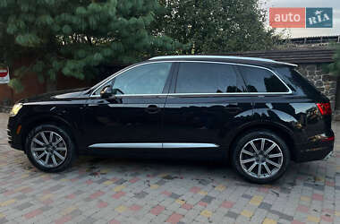 Позашляховик / Кросовер Audi Q7 2016 в 