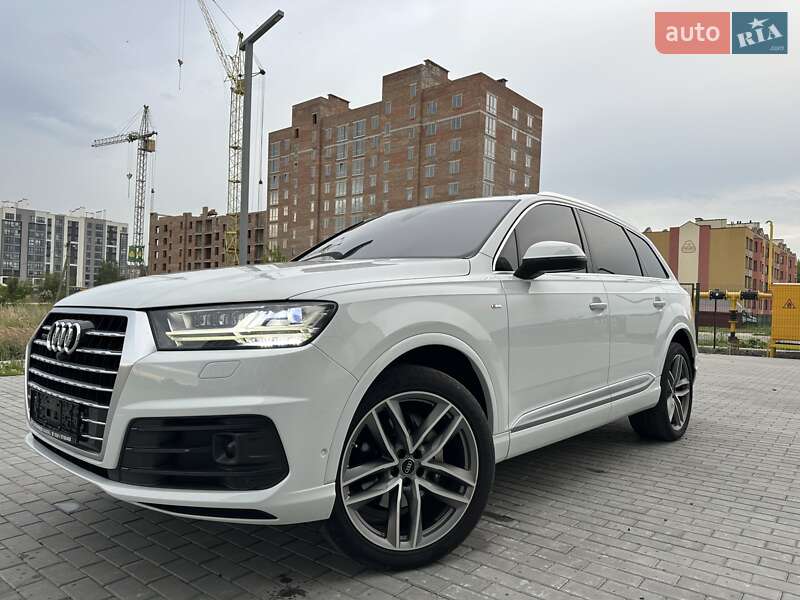 Позашляховик / Кросовер Audi Q7 2016 в Ковелі