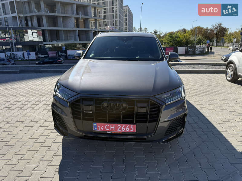 Позашляховик / Кросовер Audi Q7 2020 в Львові