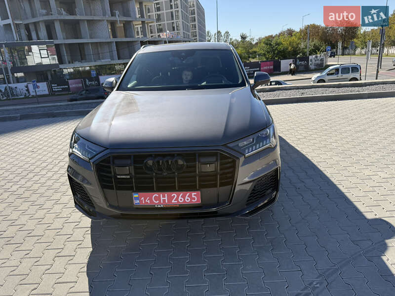 Позашляховик / Кросовер Audi Q7 2020 в Львові