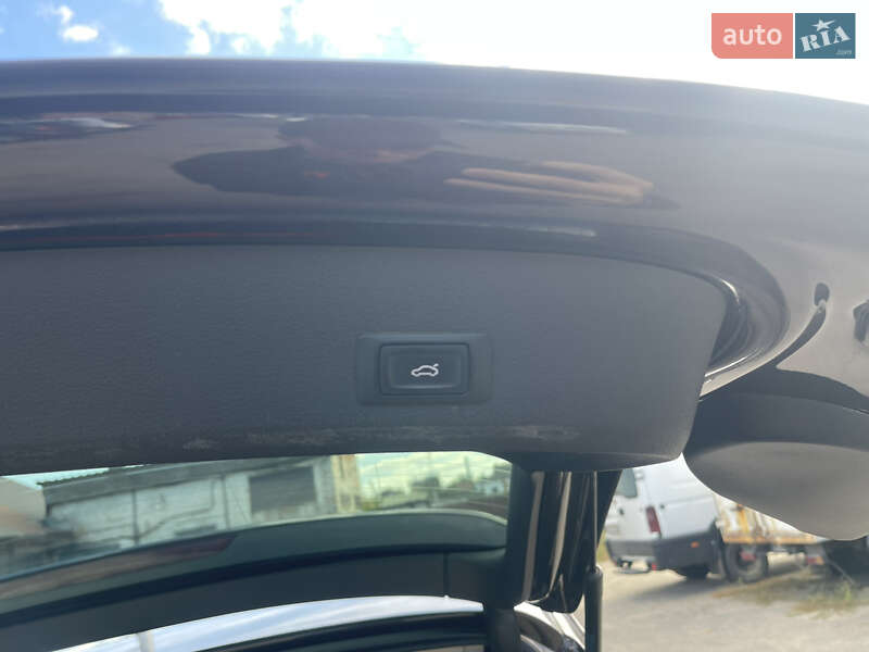Позашляховик / Кросовер Audi Q7 2012 в Полтаві
