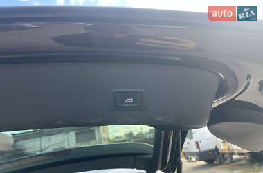 Позашляховик / Кросовер Audi Q7 2012 в 