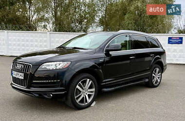 Внедорожник / Кроссовер Audi Q7 2015 в 