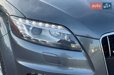 Внедорожник / Кроссовер Audi Q7 2014 в 