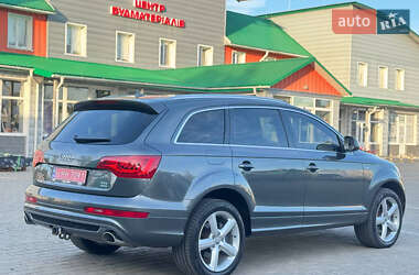 Внедорожник / Кроссовер Audi Q7 2014 в 