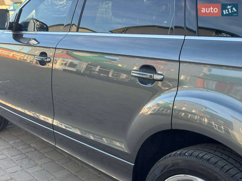 Позашляховик / Кросовер Audi Q7 2014 в Ковелі