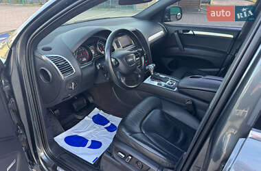 Внедорожник / Кроссовер Audi Q7 2014 в 