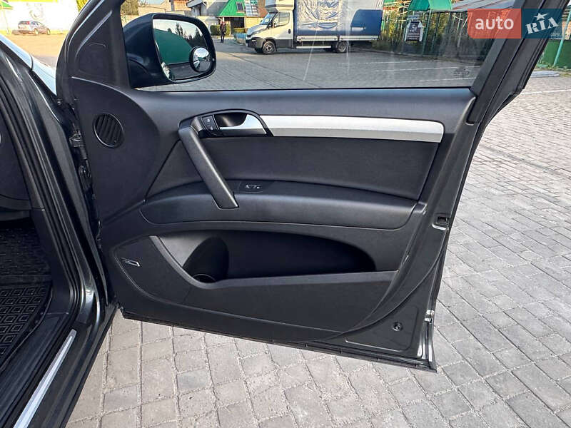 Позашляховик / Кросовер Audi Q7 2014 в Ковелі