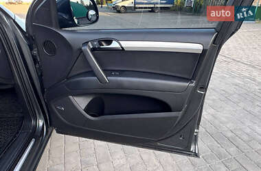 Внедорожник / Кроссовер Audi Q7 2014 в 
