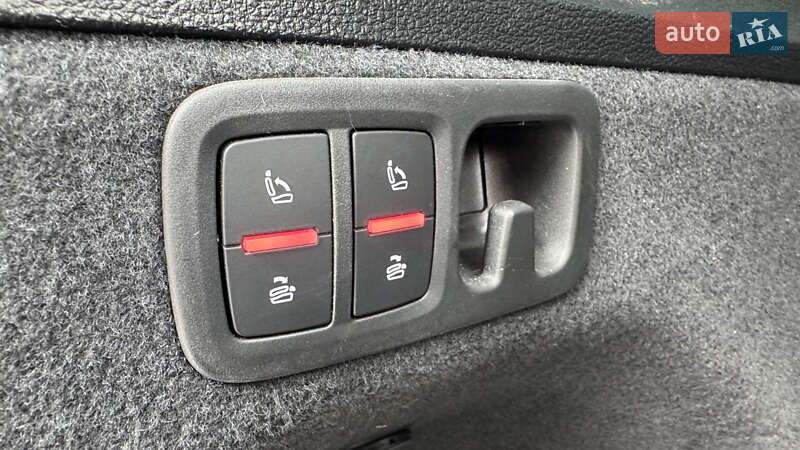 Позашляховик / Кросовер Audi Q7 2020 в Львові