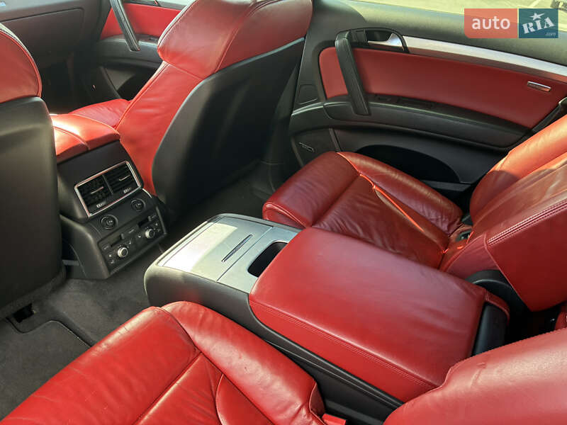 Позашляховик / Кросовер Audi Q7 2008 в Києві