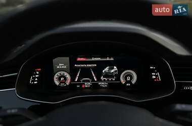 Позашляховик / Кросовер Audi Q7 2025 в 