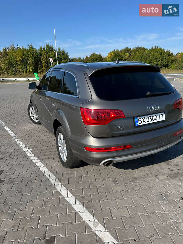 Audi Q7 2011