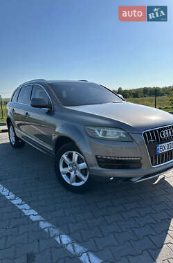 Позашляховик / Кросовер Audi Q7 2011 в 