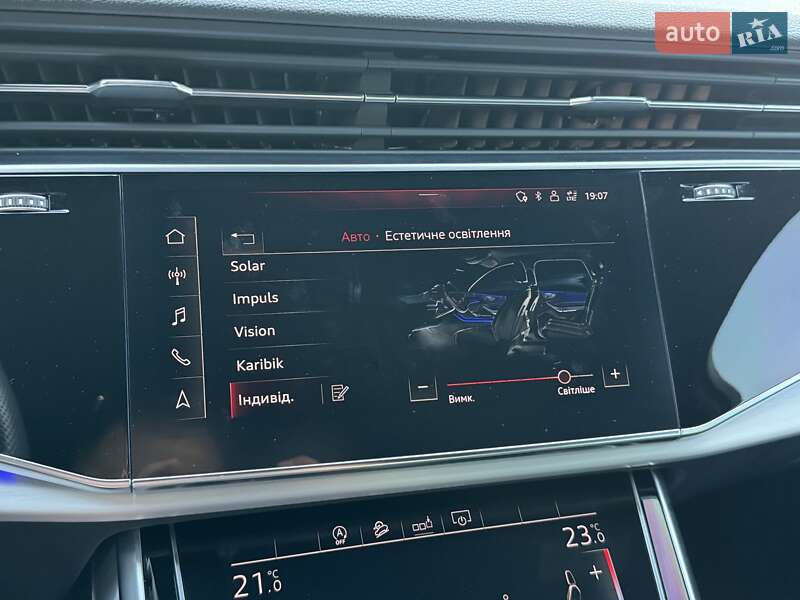 Внедорожник / Кроссовер Audi Q7 2020 в Киеве