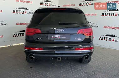 Позашляховик / Кросовер Audi Q7 2012 в 