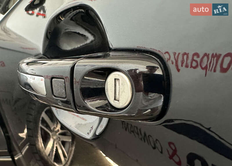 Позашляховик / Кросовер Audi Q7 2012 в Львові