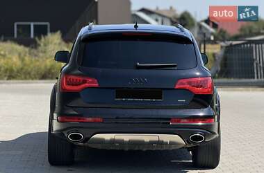 Позашляховик / Кросовер Audi Q7 2015 в 