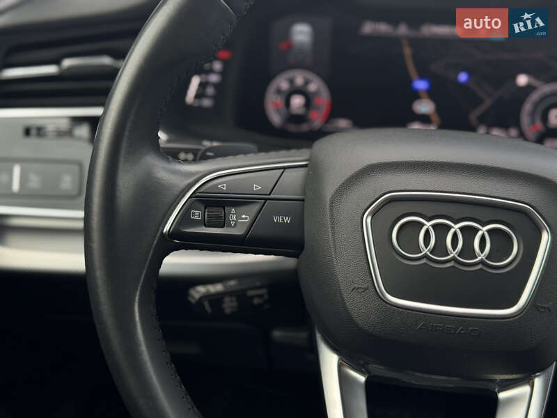 Позашляховик / Кросовер Audi Q7 2020 в Мукачевому