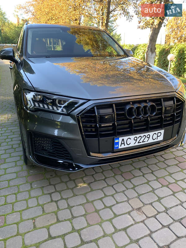 Внедорожник / Кроссовер Audi Q7 2020 в Луцке