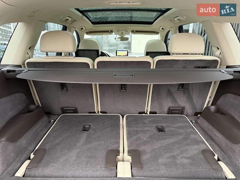 Позашляховик / Кросовер Audi Q7 2016 в Києві