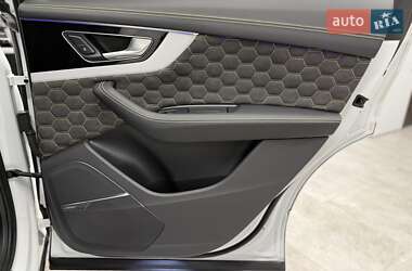 Позашляховик / Кросовер Audi Q7 2018 в 