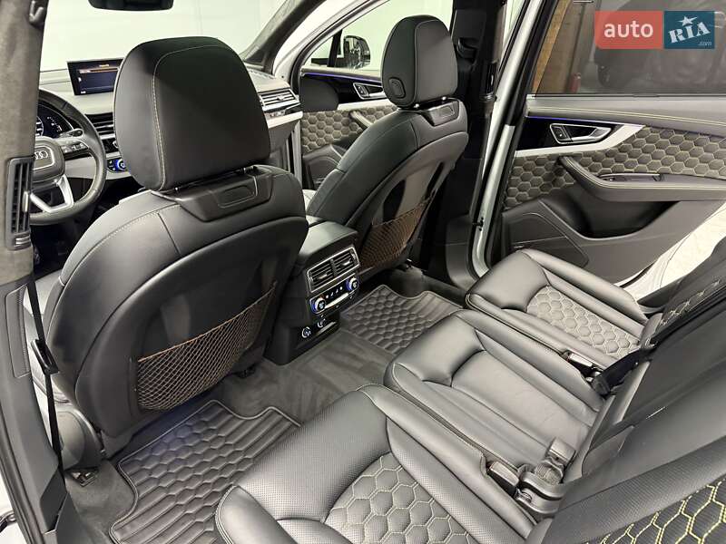 Позашляховик / Кросовер Audi Q7 2018 в Києві