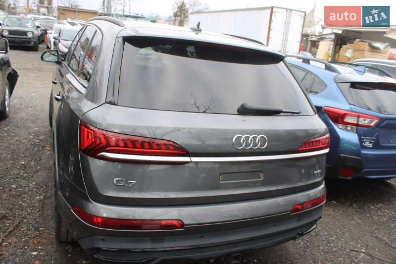Внедорожник / Кроссовер Audi Q7 2020 в Луцке
