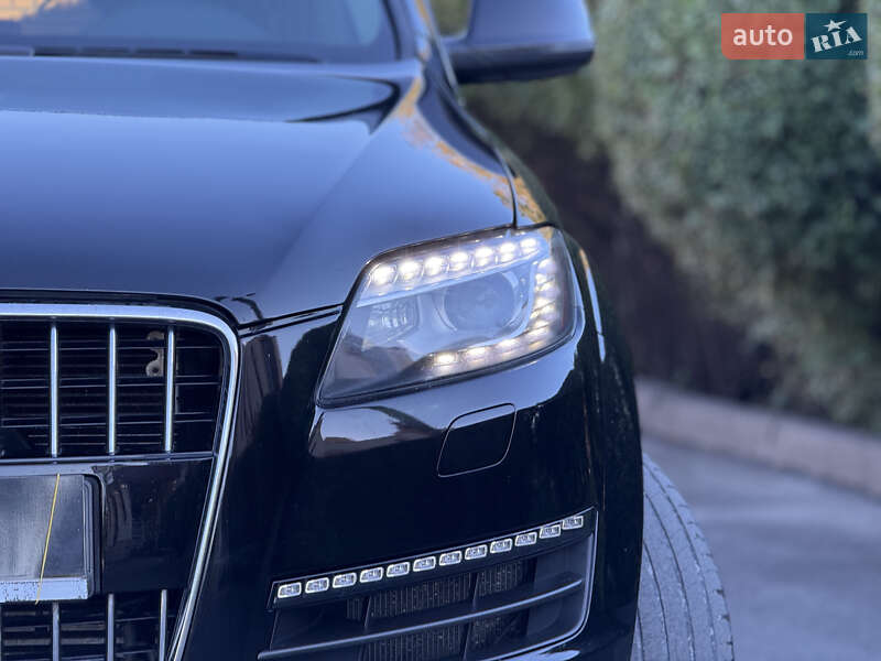 Позашляховик / Кросовер Audi Q7 2015 в Тернополі