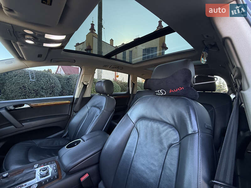 Позашляховик / Кросовер Audi Q7 2015 в Тернополі