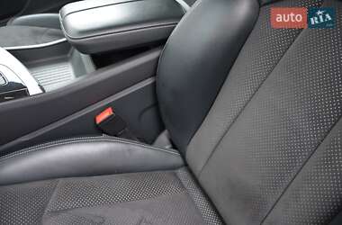 Позашляховик / Кросовер Audi Q7 2017 в 