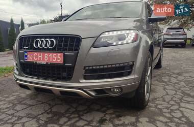 Внедорожник / Кроссовер Audi Q7 2015 в 