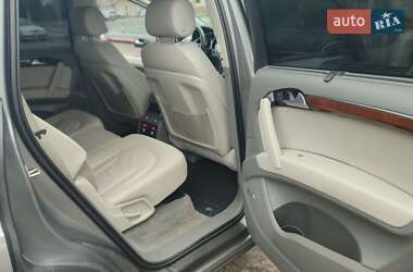 Внедорожник / Кроссовер Audi Q7 2015 в 
