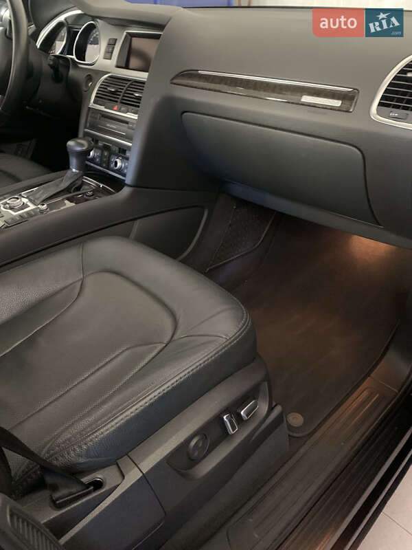 Внедорожник / Кроссовер Audi Q7 2013 в Львове