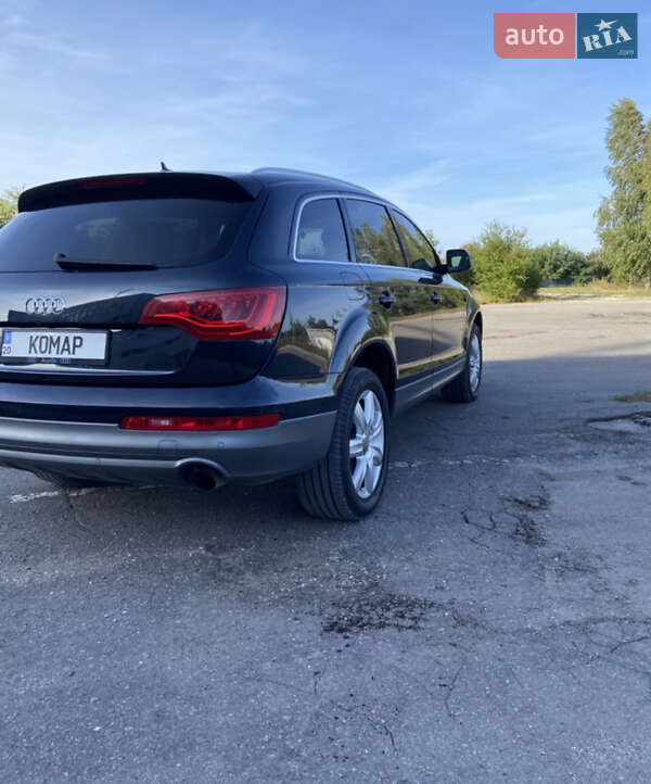 Внедорожник / Кроссовер Audi Q7 2011 в Збараже