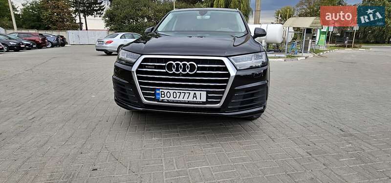 Позашляховик / Кросовер Audi Q7 2016 в Тернополі