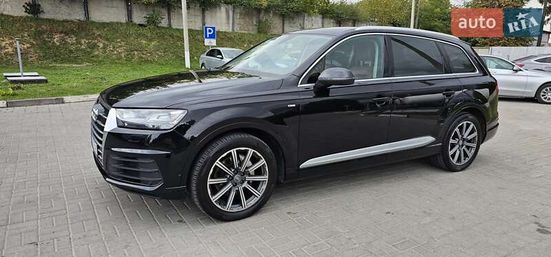 Позашляховик / Кросовер Audi Q7 2016 в Тернополі