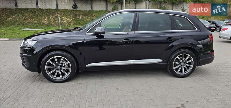 Позашляховик / Кросовер Audi Q7 2016 в Тернополі